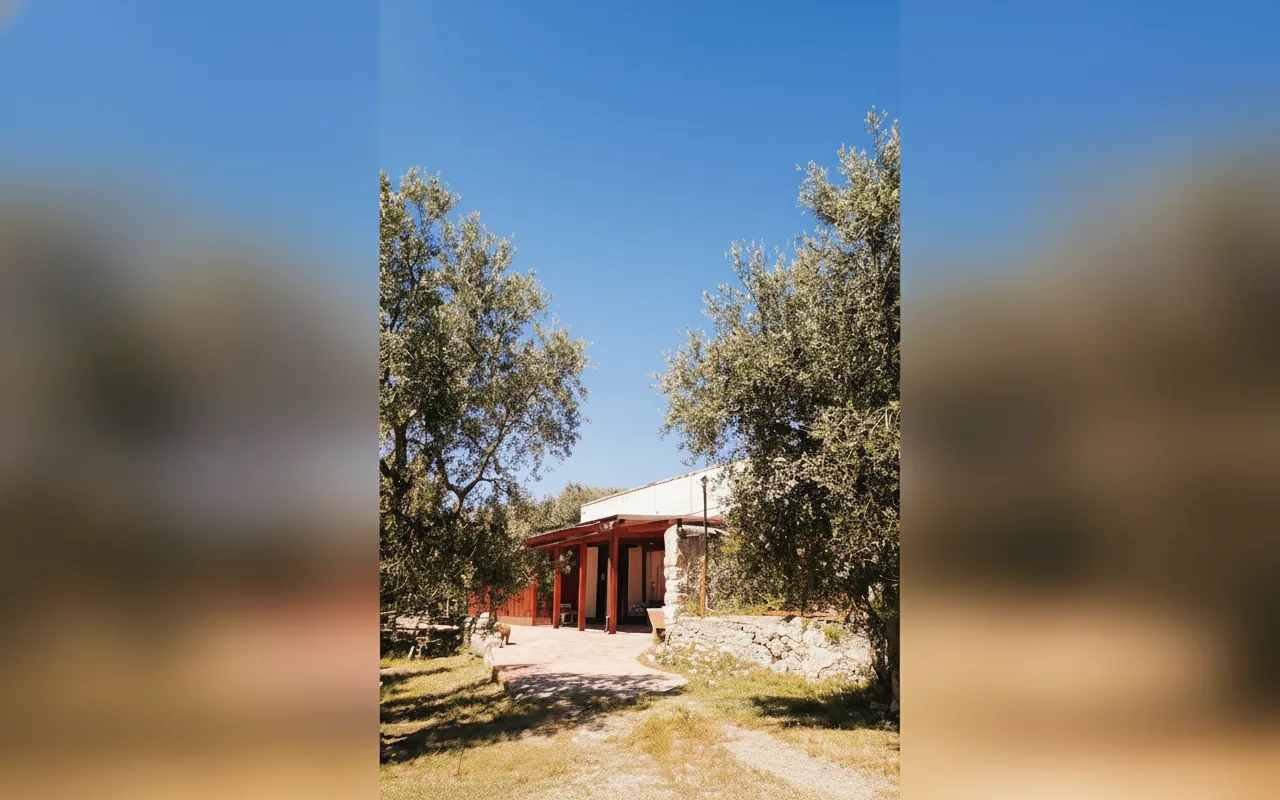 Esterni di Casale Santa Maria di Pulsano, Manfredonia (Puglia) (foto 11)